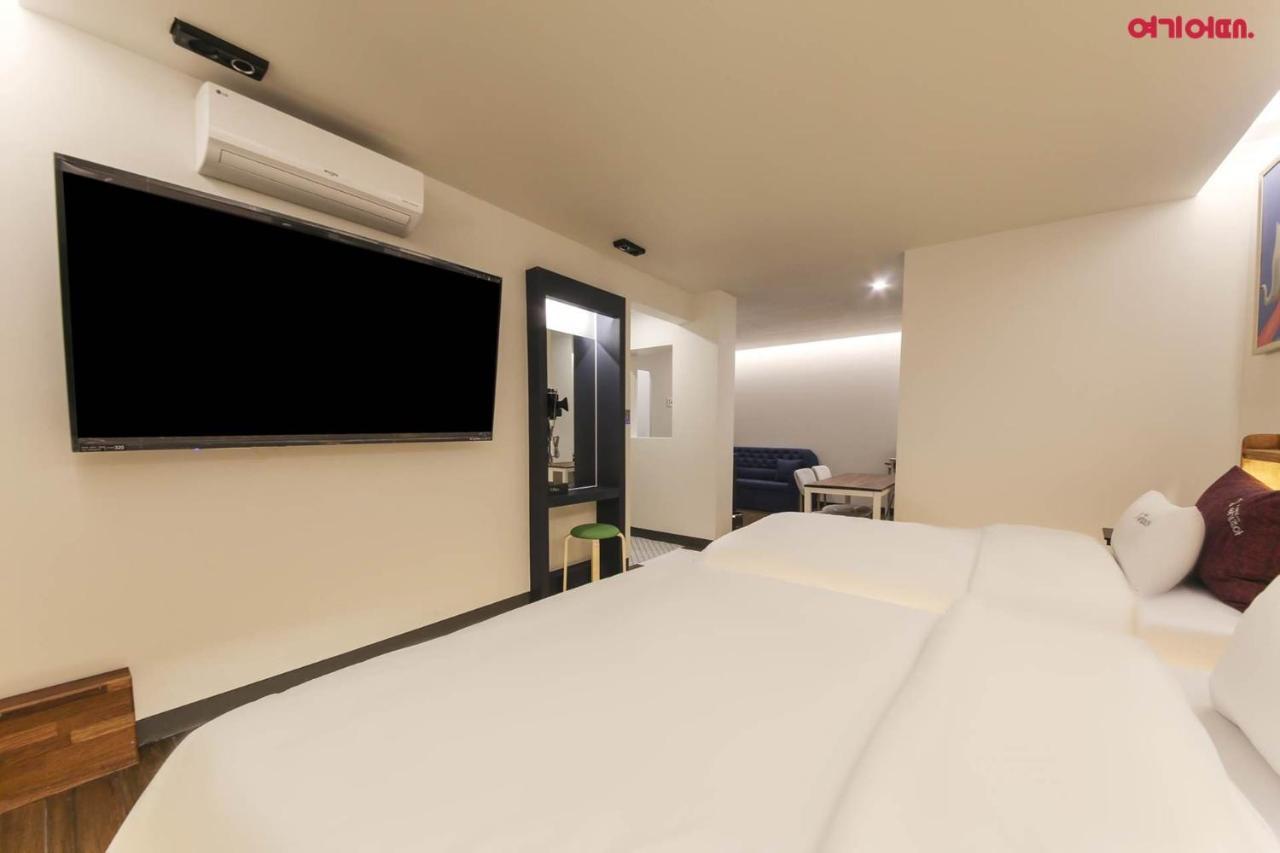 Hotel Yeogijoa Gwangju Metropolitan City Exterior photo